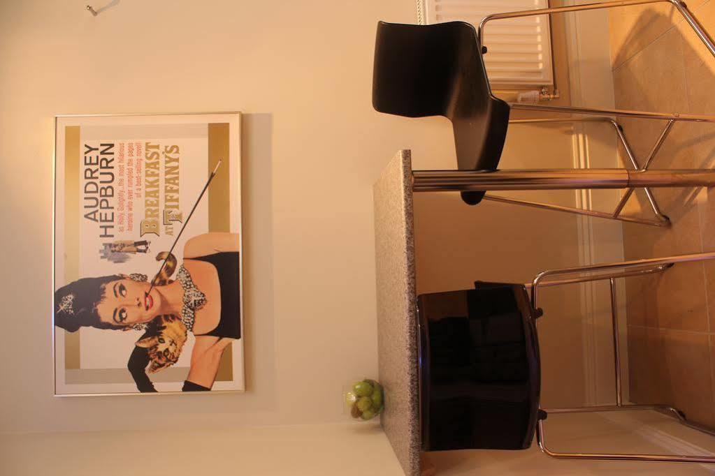 The Keep Boutique Hotel Yeovil Exteriör bild